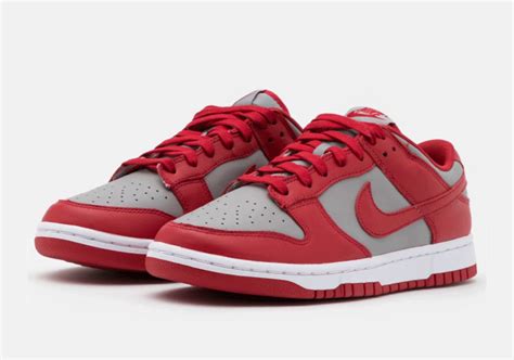 nike dunk low unlv 2021